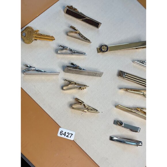 Vintage Gold & Silver Tone Tie Clips & Key Chain Collection - Picture 4 of 9